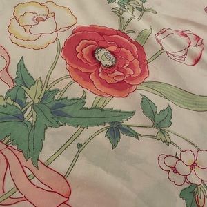 Pretty king sheet set: fitted and flat, Springmaid